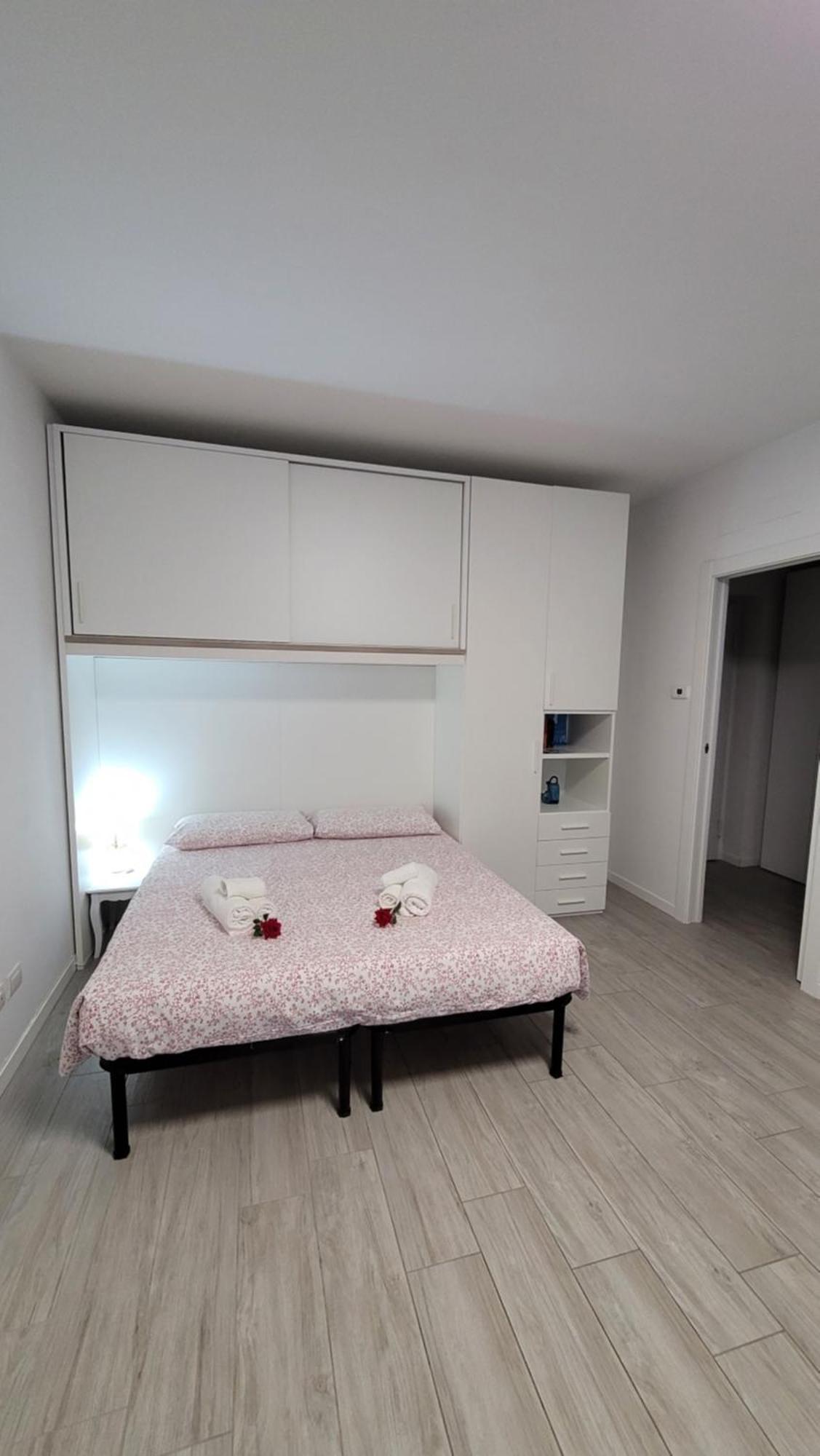 Le Rondini Apartment Barlassina Phòng bức ảnh